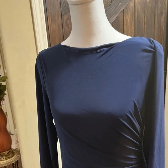 Elegant Navy Blue Long Sleeve Dress - Picture 3 of 16